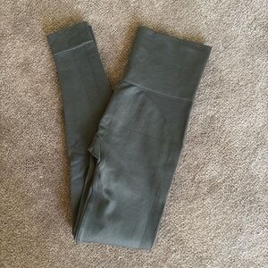 SET Active Brown Leggings